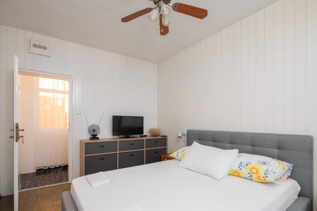 Beach House Lemonade Apartment Jesenice  Exterior photo